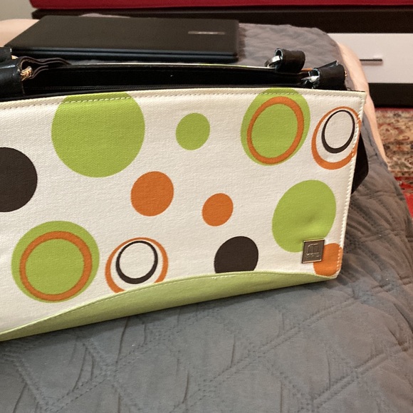 COPY - collection of 9 assorted Miche classic purse shells and one base purse - Picture 9 of 16